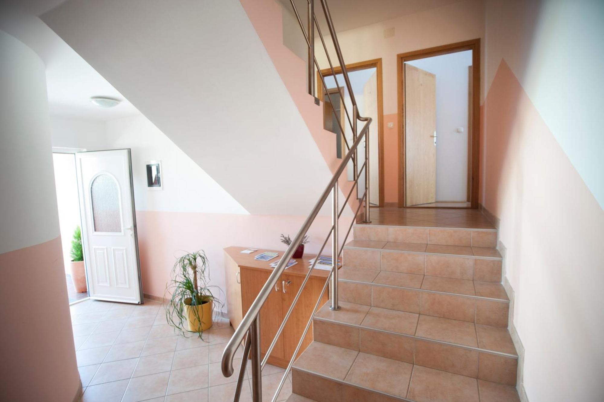Apartments Maric With Parking Umag Exterior foto
